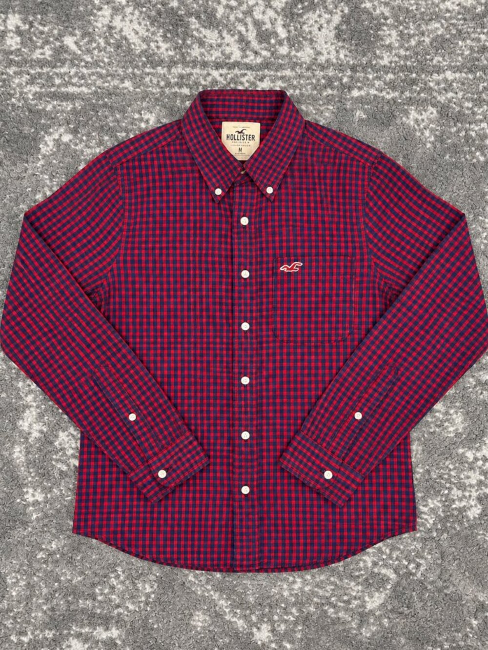 Hollister Red Navy Gingham Button Down Shirt Size Medium